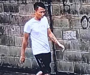 Nghi can dùng dao dí vào cổ cô gái bắt chuyển tiền ở Sài Gòn bị bắt