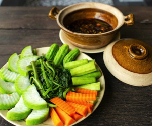 Phụ nữ sau tuổi 40 đều nên áp dụng chế độ ăn "3 nhiều 2 ít" nếu muốn kéo dài sắc đẹp và tuổi thọ thêm nhiều năm nữa