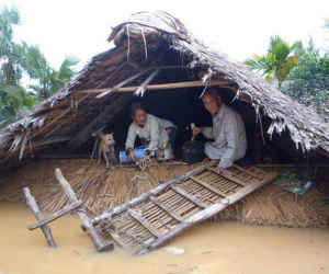 148 người chết và mất tích do mưa lũ ở miền Trung