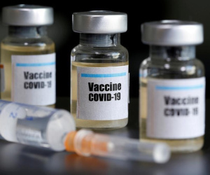 Nga nghiên cứu vaccine ngừa Covid-19 dưới dạng nhỏ giọt hoặc xịt