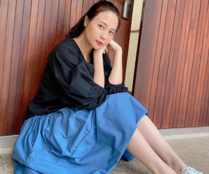 Đàm Thu Trang khoe nhan sắc 'mẹ bỉm sữa' nhưng vẫn quyết giấu dáng sau sinh