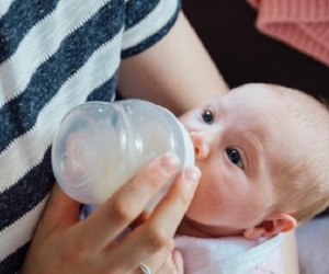 Trẻ bú bình nuốt 1,6 triệu hạt vi nhựa mỗi ngày - nghiên cứu khiến bố mẹ 'rụng rời': Chuyên gia Việt lên tiếng