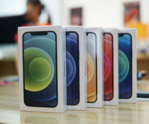 Loạn giá iPhone 12 và 12 Pro