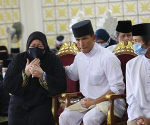 Tang lễ đẫm nước mắt của Hoàng tử Brunei trẻ tuổi: Người mẹ khóc ngất bên linh cữu con trai khiến ai cũng xót xa