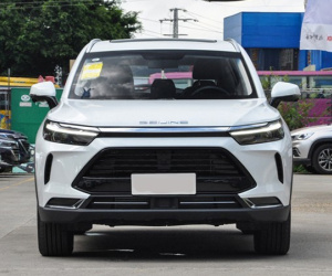Ô tô Trung Quốc rẻ và đẹp nhưng có đáng tin để mua?