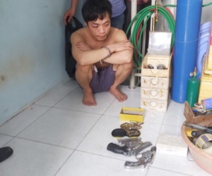 Phát hiện 'kho' súng đạn tại nhà thanh niên tàng trữ ma túy