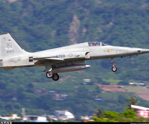 Phi công thiệt mạng vì rơi máy bay, Đài Loan cấm bay toàn bộ tiêm kích F-5E