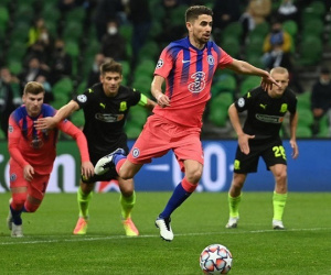 Lại đá hỏng penalty, Jorginho nguy cơ bị HLV Lampard trừng phạt