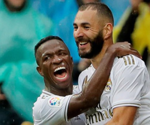 Benzema xin lỗi Vinicius vì kêu gọi đồng đội 'tẩy chay'