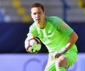 Filip Nguyễn phải vào lưới nhặt bóng 5 lần tại Europa League