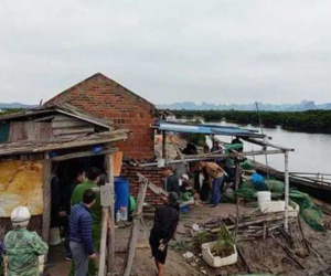 Người đàn ông tử vong bên khẩu súng, trên trán có vết đạn