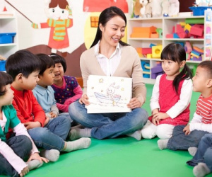 Bài tập hỏi 'nhà em có ô tô gì' và cách giải quyết 'bá đạo' của người mẹ