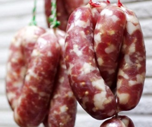 Cả 4 người trong một gia đình cùng lúc mắc ung thư tuyến giáp, hóa ra 'thủ phạm' là món quen thuộc trên mâm cơm mà vạn người đều mê