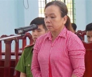 Con ngược đãi mẹ ruột mong được khoan hồng