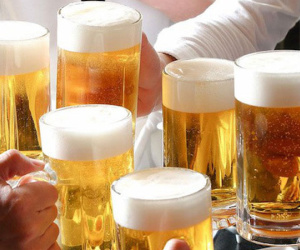 Quái chiêu và cạm bẫy: Trò bẩn dìm nhau trong vại bia