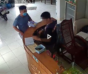 Vụ người phụ nữ tử vong, chỉ mặc một chiếc áo: Hiện trường có nhiều bao cao su và thanh kim loại dài 80cm