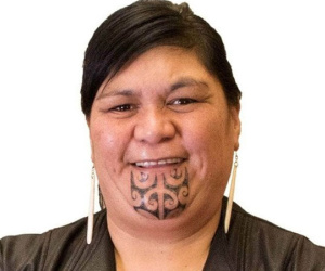 Nữ ngoại trưởng đầu tiên của New Zealand nói về hình xăm đặc biệt