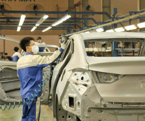 Ô tô lắp ráp ở Việt Nam phải nhập 80% linh kiện