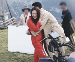 Cảnh Son Ye Jin mừng ra mặt vì được ôm Hyun Bin lần đầu tiết lộ trong 'Hạ cánh nơi anh', người trong cuộc 'tự khai' thì yêu là cái chắc!