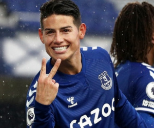 James Rodriguez sẵn sàng trở lại cho trận đại chiến với MU