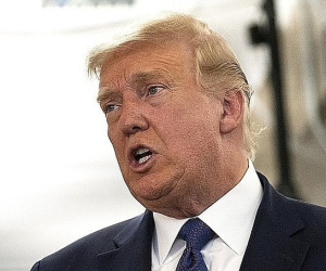 Chiến dịch của Trump đệ đơn kiện ở Arizona