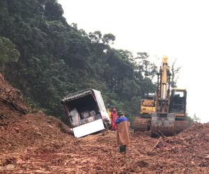 Cấm 17 km đường Hồ Chí Minh