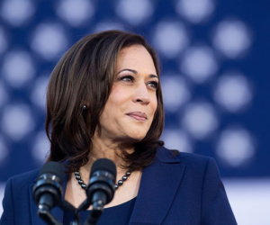 Chiến thắng lịch sử của nữ Phó Tổng thống Kamala Harris bỗng khiến cả một vùng quê nghèo xa hàng vạn cây số bừng sáng rực rỡ