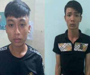 Nhóm bán nhang đèn dùng 'chiêu' để cưỡng đoạt tiền khách hành hương