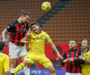 Ibrahimovic cứu nguy, AC Milan giữ vững mạch bất bại