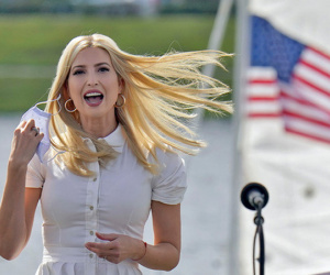 Động thái khó hiểu của nữ thần Ivanka Trump khi đối thủ của cha giành chiến thắng, trở thành chủ nhân mới của Nhà Trắng