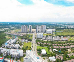 Nhà vừa túi tiền có số người đặt mua gấp 5 lần rổ hàng