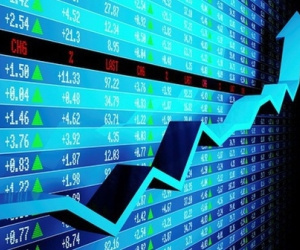 VN-Index tăng mạnh nhất nửa tháng