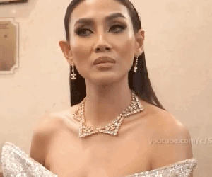 Võ Hoàng Yến phản ứng cực khéo léo khi bị hỏi về chuyện Hương Giang và Thủy Tiên đáp trả antifan