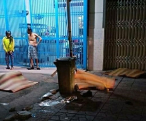 Ôm cua ở ngã ba, 3 thanh niên đi cùng xe máy tự ngã, tử vong tại chỗ