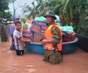 Chủ tịch xã tử vong từ vết thương nhỏ khi đi ứng cứu người dân trong lũ