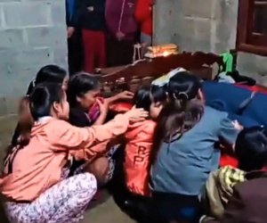 Lật thuyền, bé trai 12 tuổi cùng người chú chết đuối thương tâm