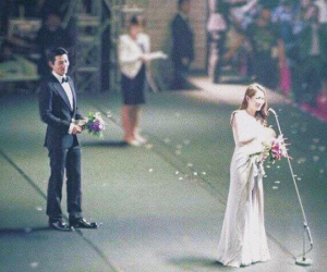 Khoảnh khắc Hyun Bin đắm đuối nhìn Son Ye Jin 6 năm trước bất ngờ gây sốt, fan khẳng định cả hai dính thính từ lúc này