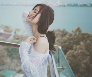 Tâm thư gửi chồng cũ 'thấm' đến từng chữ của người phụ nữ đã ly hôn 6 năm: Tôi tha thứ không phải vì anh xứng đáng mà là vì tôi xứng đáng được nhận sự bình yên