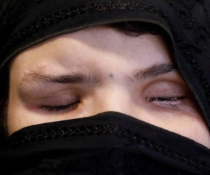 Người cha thuê Taliban đâm mù mắt con gái và lý do lạ lùng phía sau