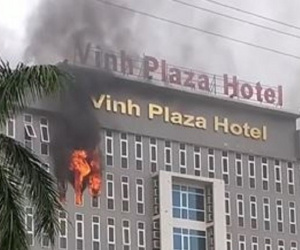 Nghệ An: Cháy tại khách sạn 180 phòng, nhân viên và khách bỏ chạy tán loạn