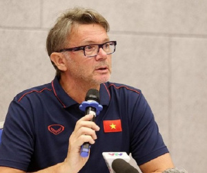 HLV Troussier hé lộ kế hoạch đầy tham vọng để giúp U19 Việt Nam giành vé World Cup