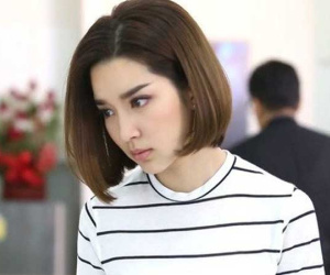 Thấy chị hàng xóm phải xa chồng quanh năm nên tôi rất thương cảm, song một lần nhìn rõ mặt chồng chị ấy mà tôi bủn rủn kinh hoàng