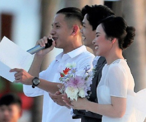 Công Phượng - Viên Minh cười vui trong lễ cưới tại Phú Quốc: Cô dâu diện váy đơn giản vẫn cực xinh