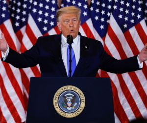 Gần một nửa cử tri Mỹ nói ông Trump nên nhận thua ngay lập tức