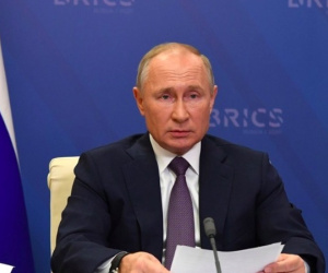 Nga phê chuẩn dự luật giúp ông Putin thành nghị sĩ suốt đời