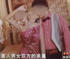 Cướp ập đến nhà, chồng bất lực nhìn vợ bị cưỡng bức tập thể để rồi cả hai cùng mất mạng, chẳng ngờ bi kịch bắt nguồn từ bức ảnh cưới