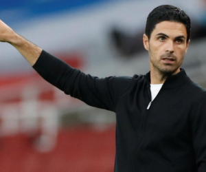 HLV Arteta nổi nóng vì nội tình ở Arsenal được đưa lên báo