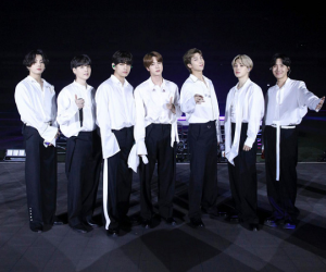 Kết quả lễ trao giải AMAs 2020: BTS thắng giải quá quen, Taylor Swift đạt giải lớn nhưng vẫn thụt lùi, Ariana Grande lại trắng tay
