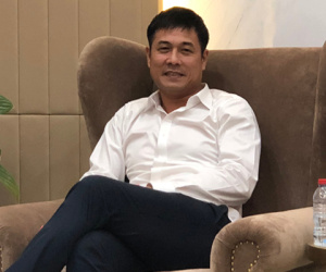 Sau thương vụ HLV tiền tỷ, Chủ tịch Hữu Thắng lại có động thái gây sốt bóng đá Thái Lan