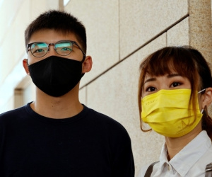 Hong Kong tạm giam Joshua Wong